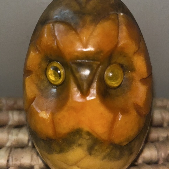 Vintage Italian Made Alabaster Owl Figurine Paperweight - Picture 6 of 9